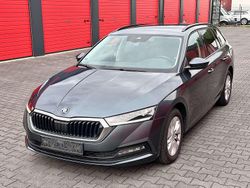Grau Gebraucht 2020 Skoda Octavia Ambition Kombi | 13.990 € (Etwas zu teuer)