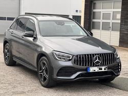 Grau Gebraucht 2020 Mercedes GLC200 AMG SUV | 36.300 € (Fairer Preis)