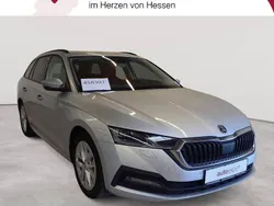 Silber Gebraucht 2022 Skoda Octavia Ambition Kombi | 21.989 € (Guter Preis)