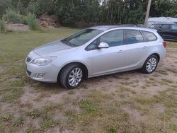 Grau Gebraucht 2012 Opel Astra S Kombi | 4.800 € (Teuer)