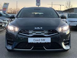 (h8g) pentametal met. Gebraucht 2024 Kia Ceed Sportswagon Spirit Kombi | 20.980 € (Fairer Preis)