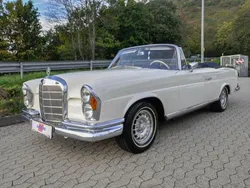 Weiß Gebraucht 1969 Mercedes 280 SE Cabrio | 115.900 €