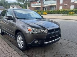 Braun Gebraucht 2012 Mitsubishi ASX Edition SUV | 5.750 € (Guter Preis)