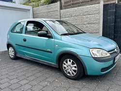 Grün Gebraucht 2003 Opel Corsa Limousine | 1.800 € (Etwas zu teuer)
