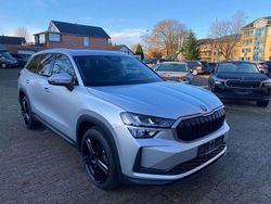 Brilliant silber metallic Neu 2025 Skoda Kodiaq Selection SUV | 48.680 € (Guter Preis)