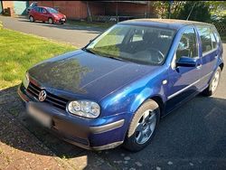 Blau Gebraucht 2000 VW Golf IV Edition Kleinwagen | 1.050 € (Guter Preis)
