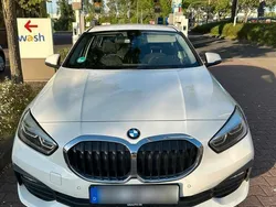 Weiß Gebraucht 2021 BMW 118 Advantage Kleinwagen | 17.500 € (Fairer Preis)