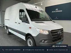 Weiss Gebraucht 2024 Mercedes Sprinter Van | 36.283 € (Superpreis)