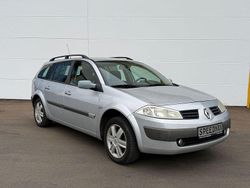 Grau Gebraucht 2006 Renault Mégane II Dynamique Limousine | 2.990 € (Etwas zu teuer)