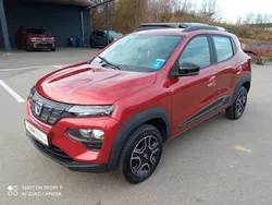Rot Gebraucht 2022 Dacia Spring Comfort Kleinwagen | 8.950 € (Guter Preis)
