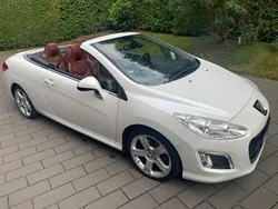 Weiß Gebraucht 2011 Peugeot 308 CC Allure Cabrio | 6.590 € (Fairer Preis)