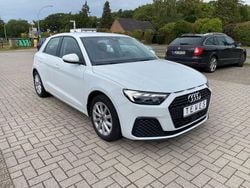 Weiß Gebraucht 2022 Audi A1 Sportback Kleinwagen | 15.950 € (Guter Preis)