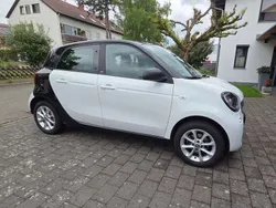 Weiß Gebraucht 2018 Smart ForFour Pure Limousine | 7.900 € (Guter Preis)