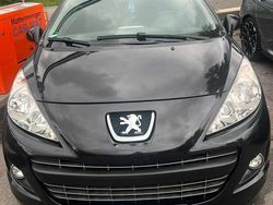 Schwarz Gebraucht 2010 Peugeot 207 CC Cabrio | 2.750 € (Fairer Preis)