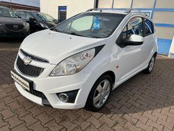 Weiß Gebraucht 2010 Chevrolet Spark LT Kleinwagen | 3.900 € (Etwas zu teuer)