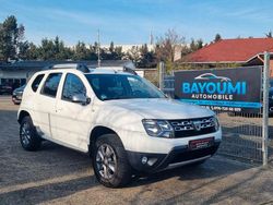 Weiß Gebraucht 2016 Dacia Duster Lauréate SUV | 9.790 € (Fairer Preis)