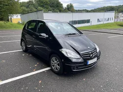 Schwarz Gebraucht 2012 Mercedes A160 Van / Kleinbus | 7.790 € (Guter Preis)