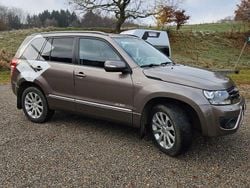 Braun Gebraucht 2013 Suzuki Grand Vitara SUV | 9.999 € (Fairer Preis)