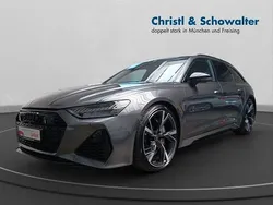 Daytonagrau perleffekt Gebraucht 2022 Audi RS6 Ambiente Kombi | 94.508 € (Etwas zu teuer)