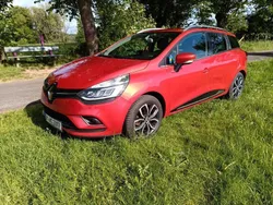 Rot Gebraucht 2017 Renault Clio IV Intens Kleinwagen | 7.499 € (Guter Preis)