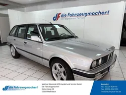 Silber Gebraucht 1992 BMW 318 Shadowline Kombi | 9.988 €