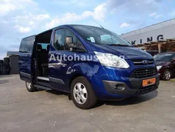 Blau Gebraucht 2015 Ford Tourneo Custom | 25.890 €