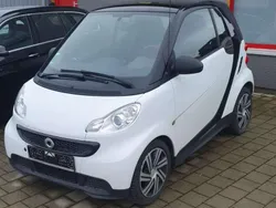 Tridionschwarz Gebraucht 2012 Smart ForTwo Coupé Kleinwagen | 3.900 € (Guter Preis)