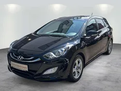 Schwarz Gebraucht 2014 Hyundai i30 Kombi | 12.885 € (Teuer)