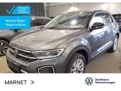 Indiumgrau metallic/schwarz Gebraucht 2024 VW T-Roc Style SUV | 28.930 € (Guter Preis)
