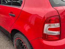 Rot Gebraucht 2006 Skoda Fabia Kleinwagen | 1.800 € (Fairer Preis)