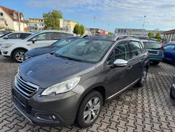 Grau Gebraucht 2016 Peugeot 2008 Allure SUV | 6.490 € (Guter Preis)