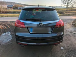 Grau Gebraucht 2010 Opel Insignia OPC Kombi | 2.999 €