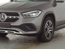 Grau Gebraucht 2021 Mercedes GLA220 SUV | 44.470 € (Teuer)