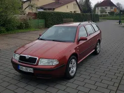 Rot Gebraucht 2002 Skoda Octavia Tour Kombi | 1.750 € (Fairer Preis)