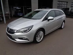 Silber Gebraucht 2018 Opel Astra Kombi | 11.999 € (Fairer Preis)