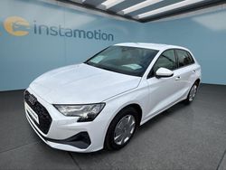 Weiß Gebraucht 2025 Audi A3 Sportback Kleinwagen | 27.099 € (Fairer Preis)