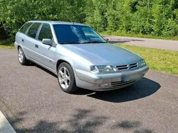 Silber Gebraucht 2001 Citroën Xantia Kombi | 6.000 €