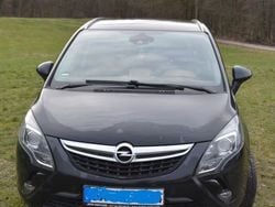 Schwarz Gebraucht 2015 Opel Zafira Tourer Innovation Van / Kleinbus | 6.500 €