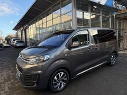 Grau Gebraucht 2021 Citroën Spacetourer Shine Van / Kleinbus | 37.950 € (Etwas zu teuer)