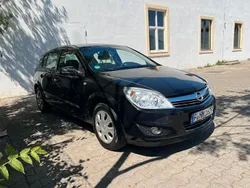Schwarz Gebraucht 2009 Opel Astra Edition Limousine | 1.690 € (Guter Preis)