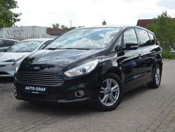 Schwarz Gebraucht 2016 Ford S-MAX Business Edition Van / Kleinbus | 15.900 € (Fairer Preis)