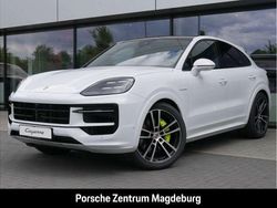 Carraraweißmetallic Gebraucht 2025 Porsche Cayenne SUV | 122.890 € (Teuer)
