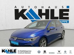 Blau Gebraucht 2024 VW Golf VIII R-line Limousine | 31.689 € (Teuer)