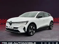 Weiss Gebraucht 2022 Renault Mégane Equilibre Limousine | 21.949 € (Guter Preis)