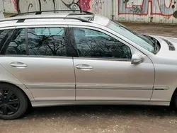 Silber Gebraucht 2004 Mercedes C180 Kombi | 3.100 €