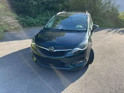 Grün Gebraucht 2017 Opel Zafira Tourer Van / Kleinbus | 7.480 € (Superpreis)