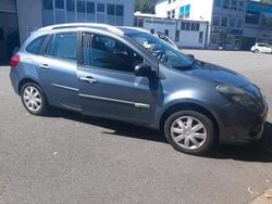 Blau Gebraucht 2010 Renault Clio GrandTour Kombi | 1.650 € (Teuer)