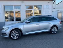 Stribrna brilliant/ brilliants Gebraucht 2021 Skoda Superb Ambition Kombi | 20.850 € (Guter Preis)