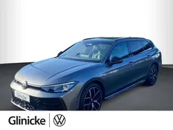 Grau Gebraucht 2024 VW Passat R-line Kombi | 51.770 €