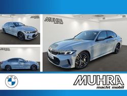 Grau Gebraucht 2024 BMW 330 M Sport Limousine | 48.940 € (Guter Preis)